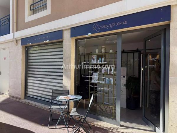 Location Local commercial 1 pièces 30 m2 à Sainte-Maxime