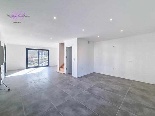 EXCENEVEX- Maison Mitoyenne à vendre 4 pièces 124 m² à 50m du lac