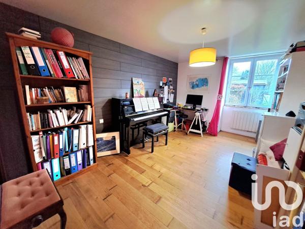 Maison 7 pièces de 175 m² à La Ferrière (85280)