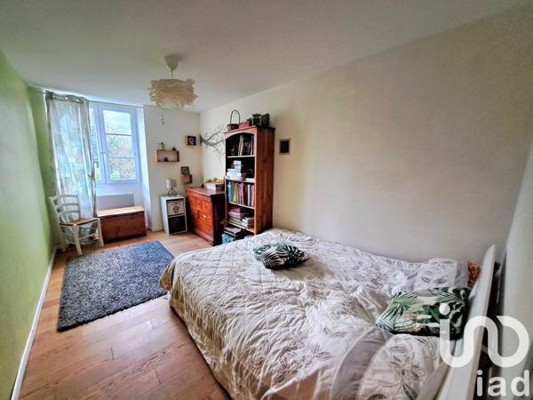 Maison 7 pièces de 175 m² à La Ferrière (85280)