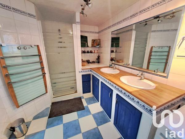 Maison 7 pièces de 175 m² à La Ferrière (85280)