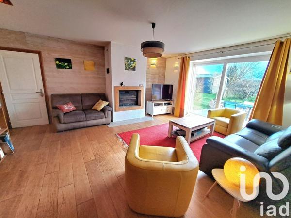 Maison 7 pièces de 175 m² à La Ferrière (85280)