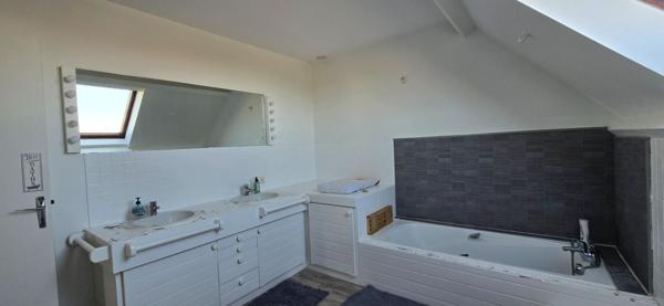 Maison Saint Andre Les Vergers 8 pièce(s) 162 m2