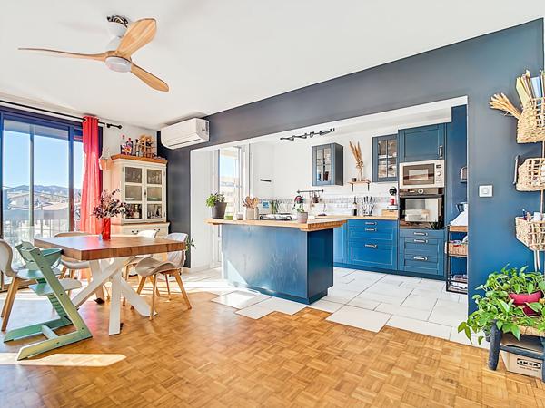 Appartement 3 pièces 88 m2 à vendre Secteur Mazargues 13009 Marseille 