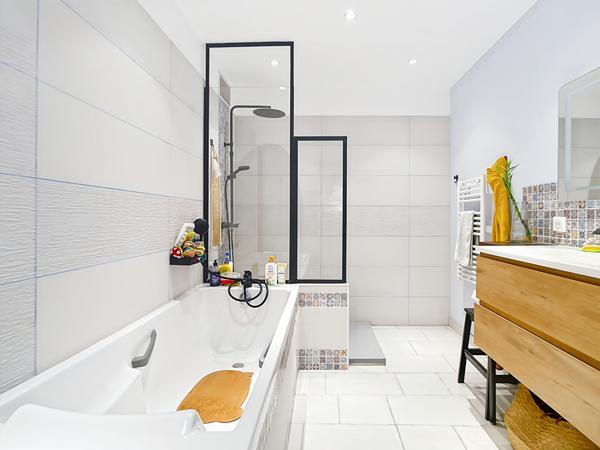 Appartement 3 pièces 88 m2 à vendre Secteur Mazargues 13009 Marseille 