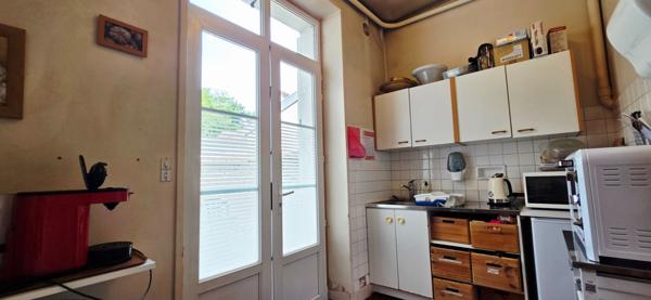 Maison de type bourgeoise à Étampes libre au 1er Mars 2027 avec garage.