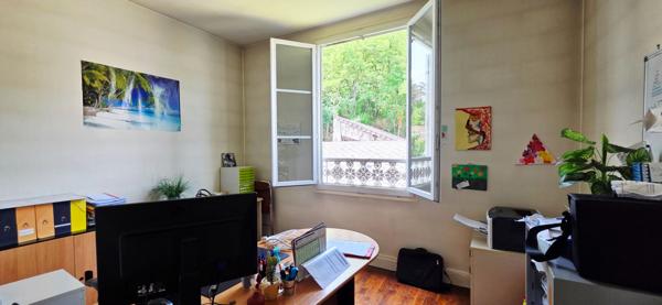 Maison de type bourgeoise à Étampes libre au 1er Mars 2027 avec garage.