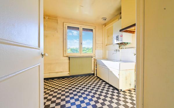 Appartement à vendre    4 pièces • 76,60 m2 Montreuil