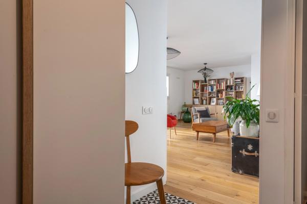 Lyon 8 - Monplaisir - Appartement de 89 m² - 2 /3 chambres - terrasse de 16m² - garage - 2 caves