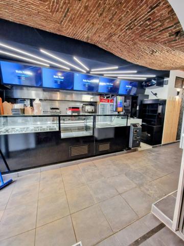 A SAISIR BASTIA BD PAOLI EMPLACEMENT NUMERO 1