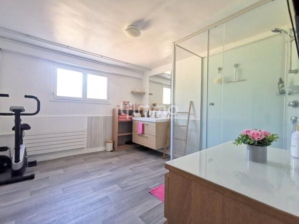 Exclusivité - Champigny Village - Maison 7P 180M²