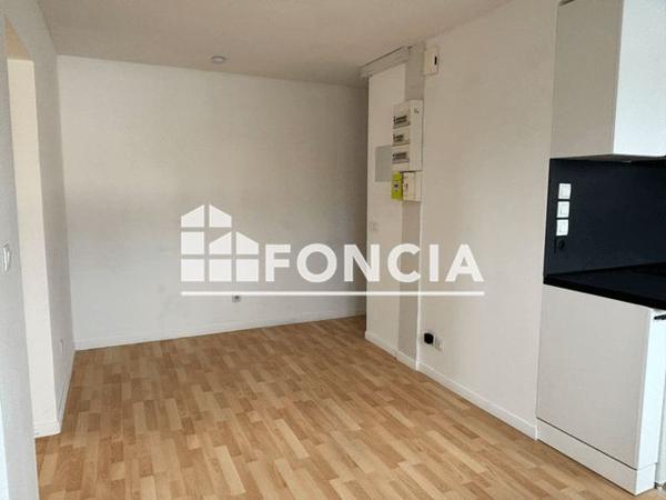 Location Appartement 3 pièces 36.6 m² - 70 AVENUE ARISITIDE BRIAND Gravigny 27930