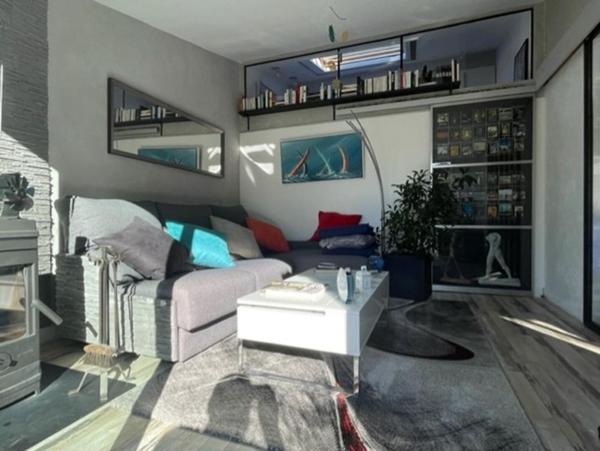 Saintes  rive Gauche Maison