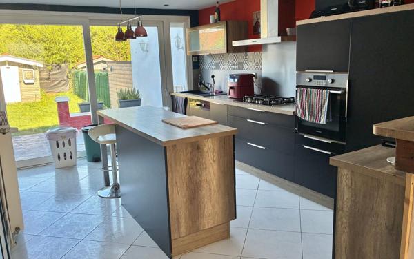 Maison à vendre    5 pièces •  Wattrelos