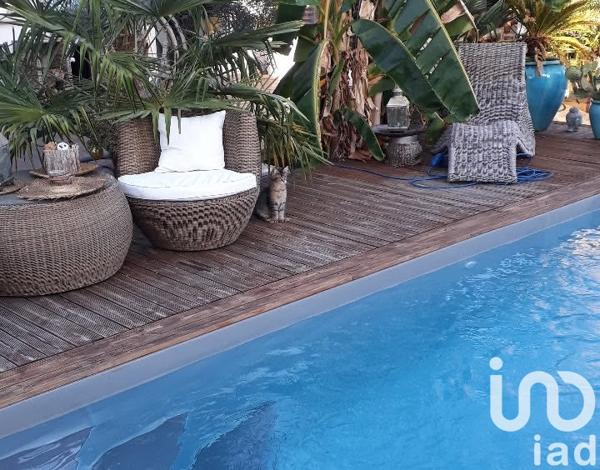 Maison à vendre 4 pièces 95 m² Saint-Pantaléon-de-Larche