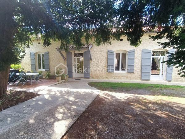 Maison en pierre de 160 m²