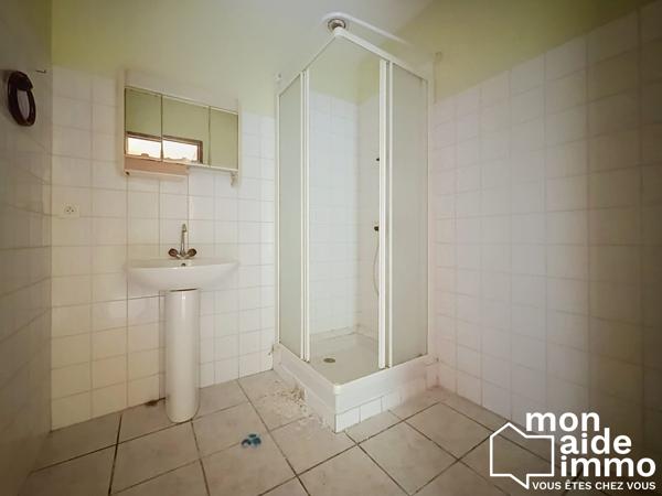Ensemble de 3 maisons de plain-pied