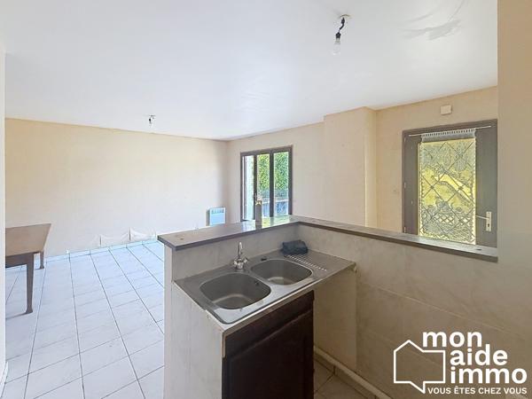 Ensemble de 3 maisons de plain-pied