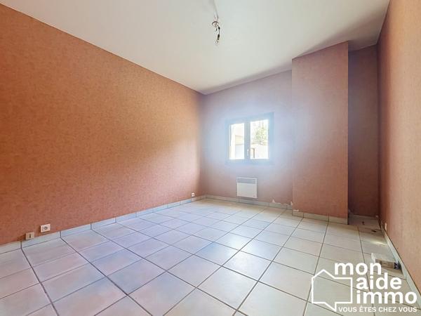 Ensemble de 3 maisons de plain-pied