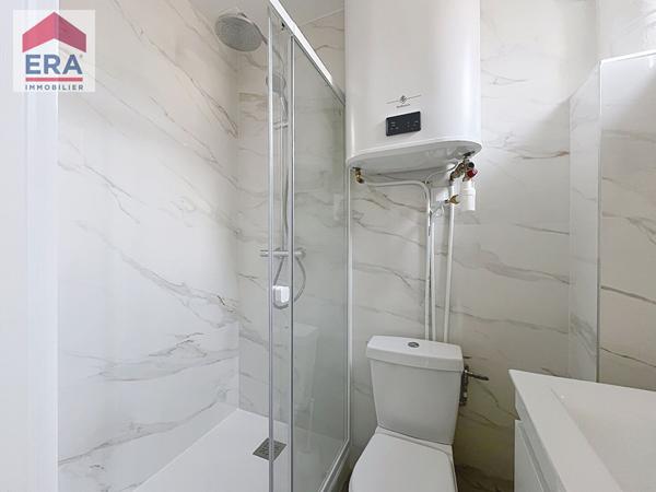 A LOUER VIDE - 38m² - REFAIT A NEUF