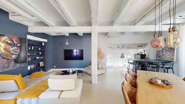 Magnifique appartement de 120m2 situé en coeur de vieille ville