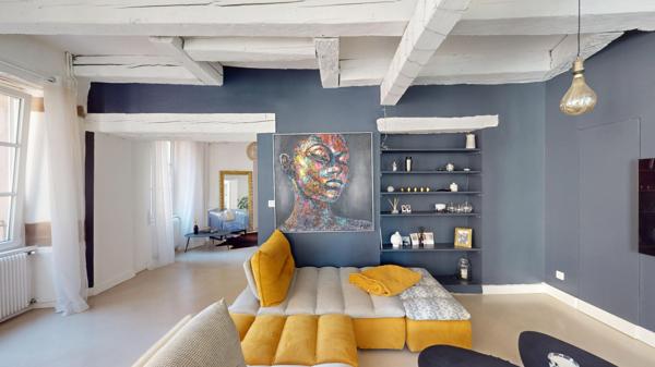 Magnifique appartement de 120m2 situé en coeur de vieille ville