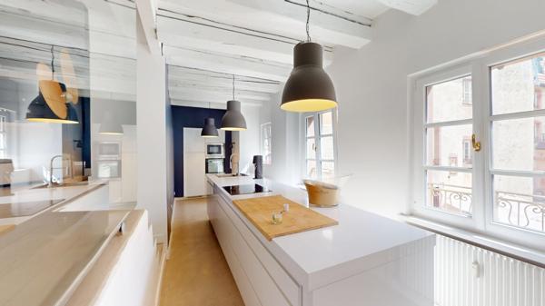 Magnifique appartement de 120m2 situé en coeur de vieille ville