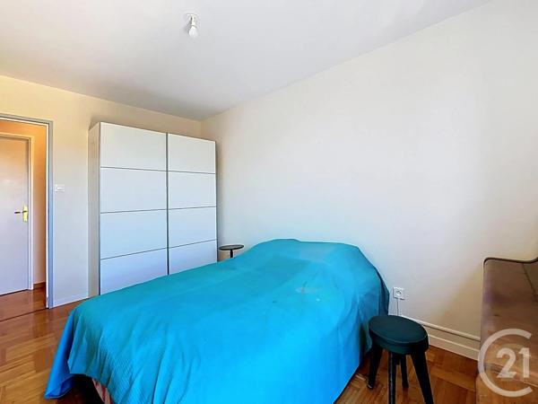 Appartement F6 à vendre  5 pièces - 106,66 m 2   MONTBELIARD  - 25