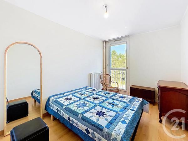 Appartement F6 à vendre  5 pièces - 106,66 m 2   MONTBELIARD  - 25
