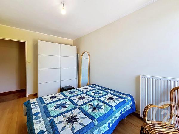 Appartement F6 à vendre  5 pièces - 106,66 m 2   MONTBELIARD  - 25