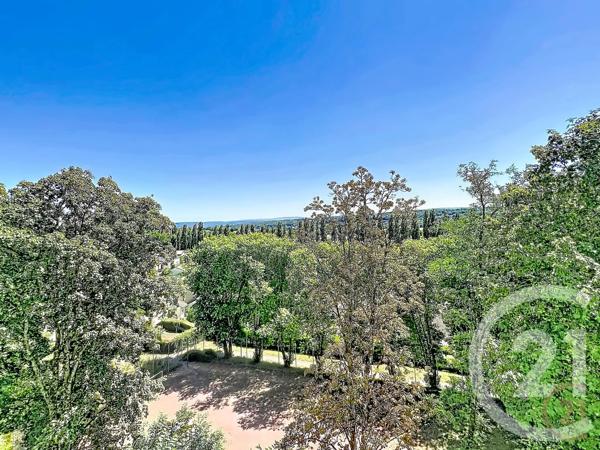 Appartement F6 à vendre  5 pièces - 106,66 m 2   MONTBELIARD  - 25