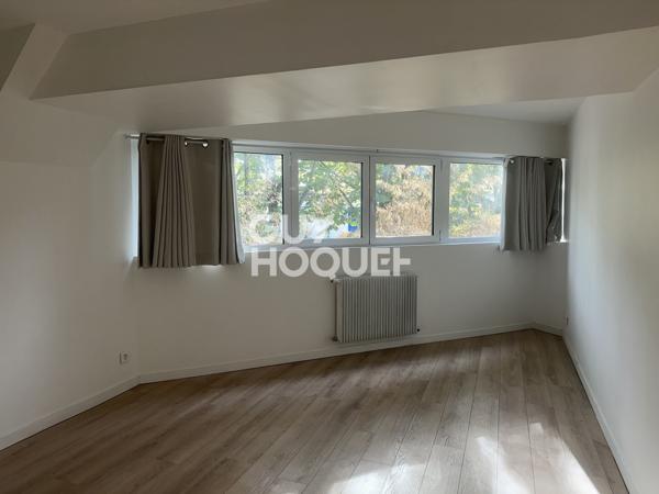 Appartement à louer de 4 pièces de 135 m²
