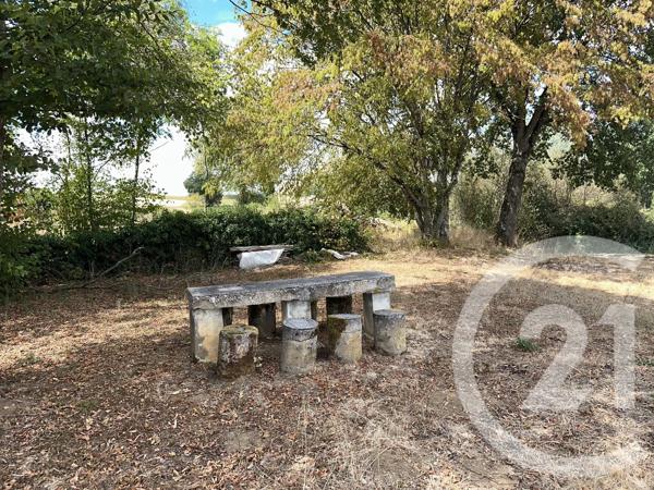 Maison à vendre  5 pièces - 142 m 2   PERROY  - 58