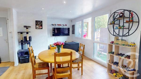 Appartement à vendre  3 pièces - 61 m 2   VALDAHON  - 25
