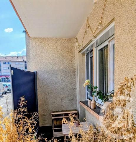 Appartement à vendre  3 pièces - 61 m 2   VALDAHON  - 25