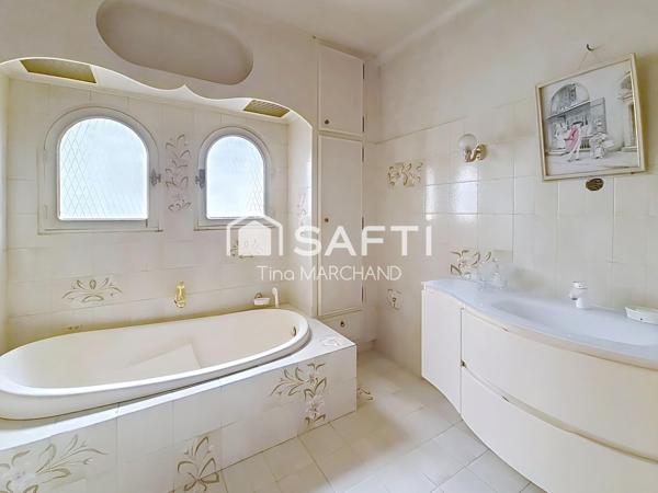 Maison familiale au fort potentiel – 160 m² (295 m² au sol) – Terrain 540 m² – Quartier Croix Blanche