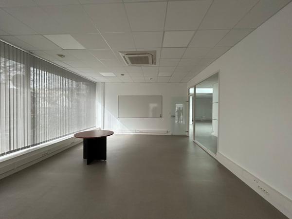 Bureaux à louer à Saint-Nazaire centre ville avec accès immédiat gare