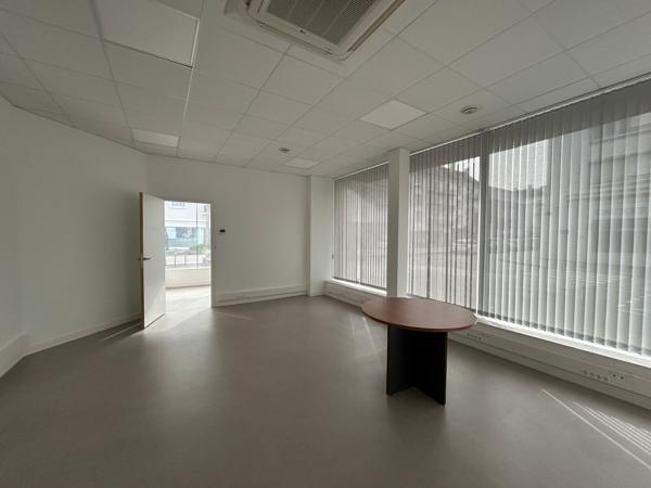 Bureaux à louer à Saint-Nazaire centre ville avec accès immédiat gare