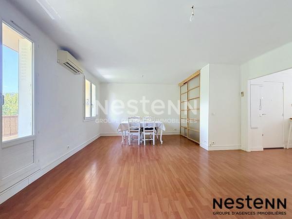 Appartement 3 pièces à vendre à Aubagne - Dernier étage avec balcon et place de parking