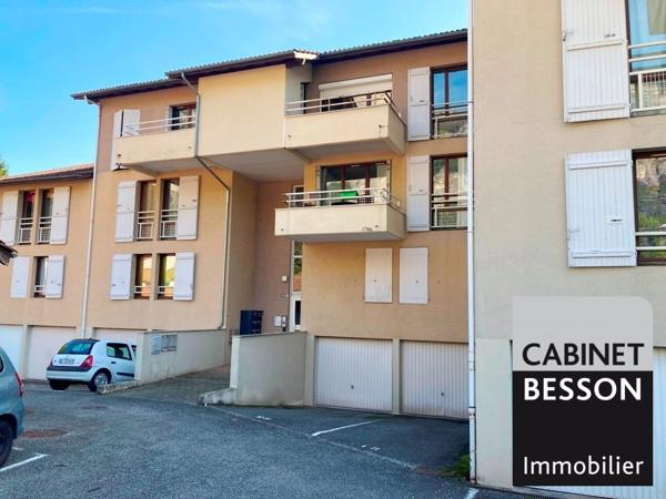 VENDU PAR LE CABINET BESSON ! ... Laurent ARDITO - CROLLES Parc Jean-Claude PATUREL - F3 en très bon état, terrasse, garage … EXCLUSIVITÉ …