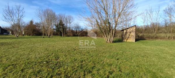 Terrain Damparis 2339 m2 dans un cadre magnifique et verdoyant.