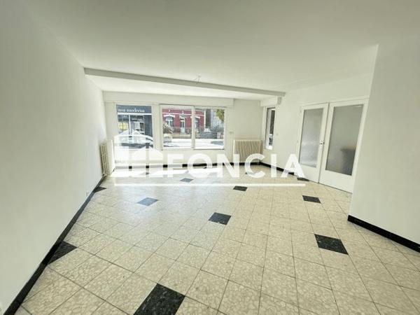 Location Maison 6 pièces 152.1 m² - 25 BIS AVENUE CHARLES DE GAULLE Laon 02000