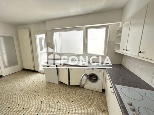 Location Maison 6 pièces 152.1 m² - 25 BIS AVENUE CHARLES DE GAULLE Laon 02000