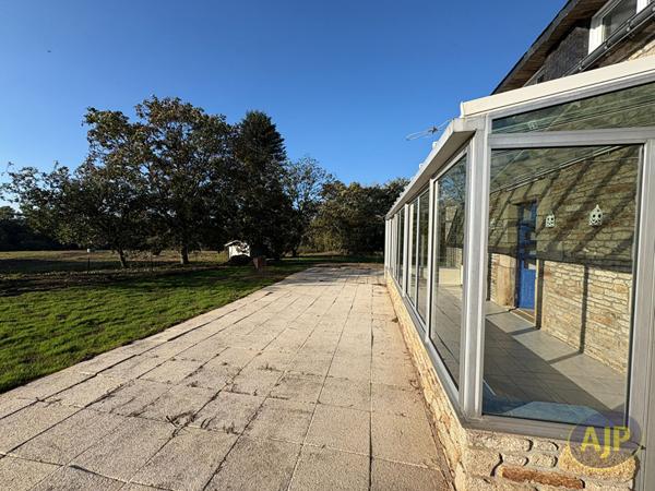 Location maison Cruguel : 610 € - AJP Immobilier Plumelec