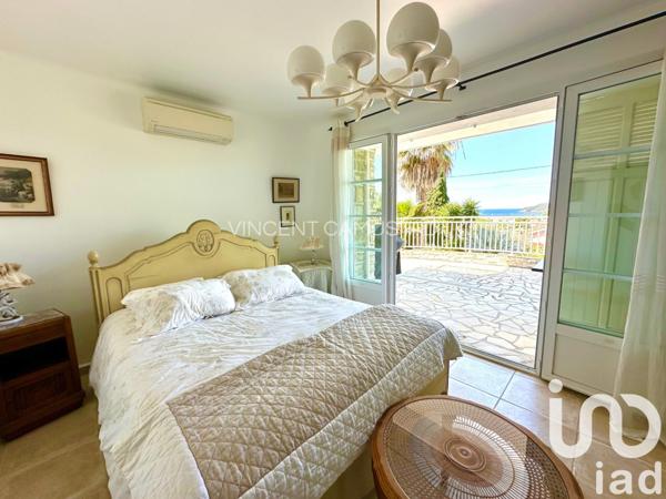 Maison 5 pièces de 120 m² à Six-Fours-les-Plages (83140)