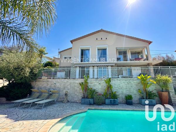 Maison 5 pièces de 120 m² à Six-Fours-les-Plages (83140)