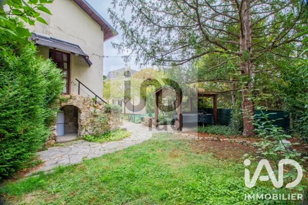 Maison à vendre 6 pièces 136 m² Le Vésinet
