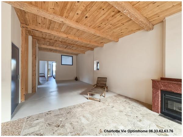 🏡 Investissement Unique à Lapalme - MAISON DIVISÉE EN 3 APPARTEMENTS AVEC TERRASSE ET VUE PANORAMIQUE