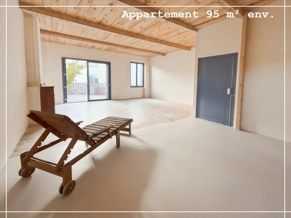 🏡 Investissement Unique à Lapalme - MAISON DIVISÉE EN 3 APPARTEMENTS AVEC TERRASSE ET VUE PANORAMIQUE