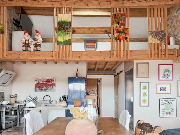 🏡 Investissement Unique à Lapalme - MAISON DIVISÉE EN 3 APPARTEMENTS AVEC TERRASSE ET VUE PANORAMIQUE